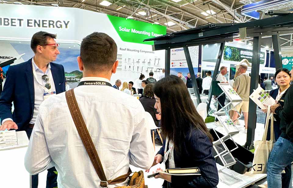solar mounting system manufacturer